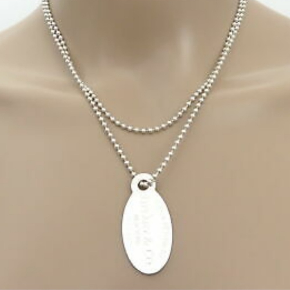 TIFFANY & CO Dog Tag 925 Sterling Silver 💙🤍💙 set on a 34 inch Tiffany necklac